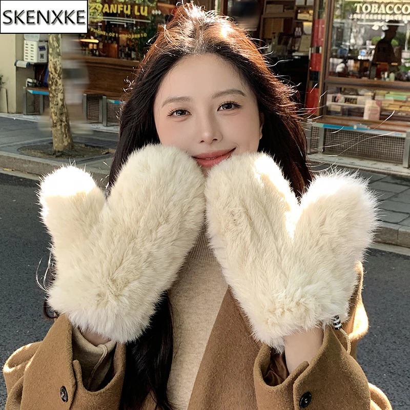 Winter women real rabbit fur gloves 100 Natural thick style rabbit fur mittens Outdoor girls keep warm hand knitted fur glove 251106