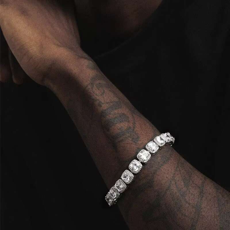14k gold 3-6mm square GRA VVS Moissanite tennis bracelet can be used as a boutique jewelry chain gift for women and men, made in China