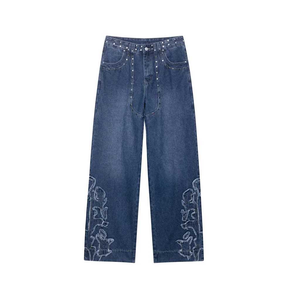 New womens clothing European and American style fashionable simple and versatile embroidered low waisted jeans C251110