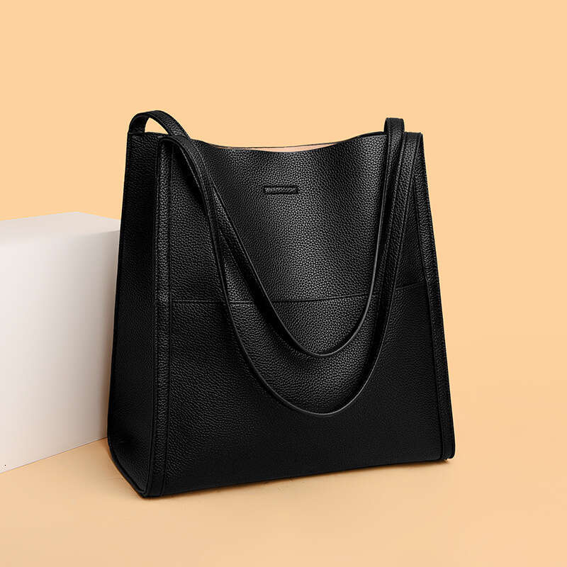 Explosive free Crossbody Fashion Shoulder Large Capacity Shopping Bag for Women, 2025 New Style, Unique and Elegant Clothing