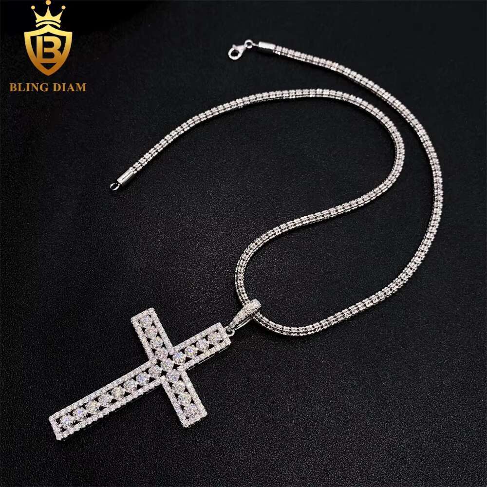 GRA Certificate Hip Hop Jewelry 925 Sterling Silver Iced Out Moissanite Cross Pendant Pass Diamond Tester