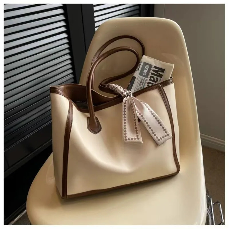 Large Capacity Handbags Summer New High-end Texture Commuter Big Bag Versatile Shoulder Tote Shopping Bag High Appearance Level R251110