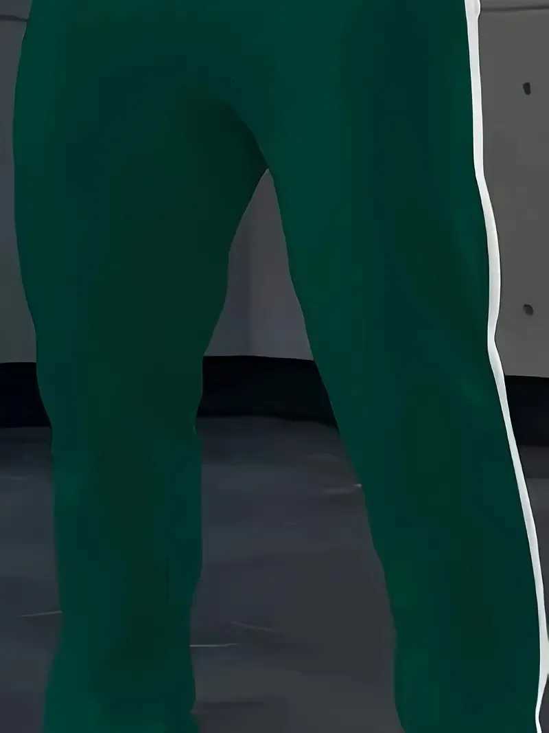 The new mens hoodie set for Spring and Autumn 2025 is comfortable soft casual and fashionable with 3D printing W251110