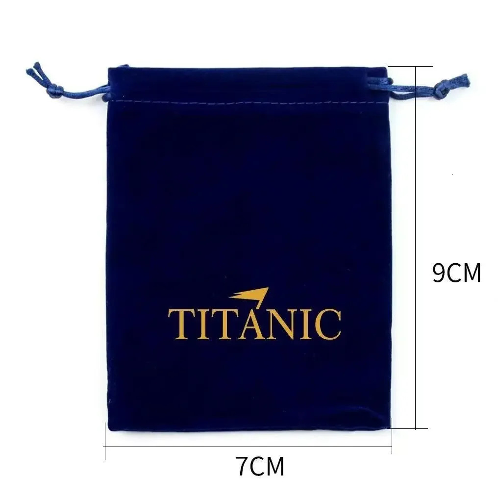 Ocean Heart Titanic Blue Pendant NecklaceVelvet Bag Fashionable Sparkling Full Diamond Eternal Love Red Sweater Chain 251110