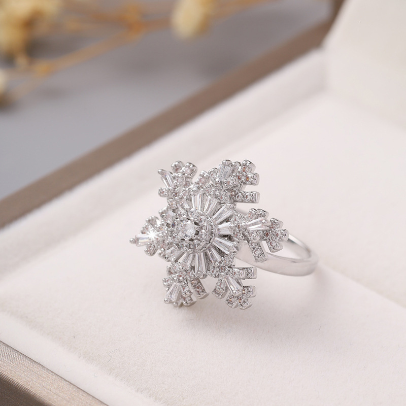 Designer Ring Korean Fashion New Snowflake Double Layer Rotatable Open Ring For Women Ins Style Fashion Ring Elegant Adjustable Trendy Ring