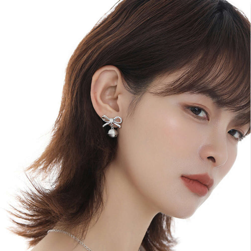 DHcollections Butterfly Knot Bell Earrings for Women, Niche Sweet Design, Original Personality Fashionable Temperament 925 Silver Needle Ear Jewelry