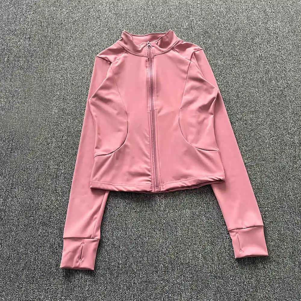 Womens lightweight slim fit long sleeved yoga top fast drying high-end outdoor running and fitness clothingXJ250410