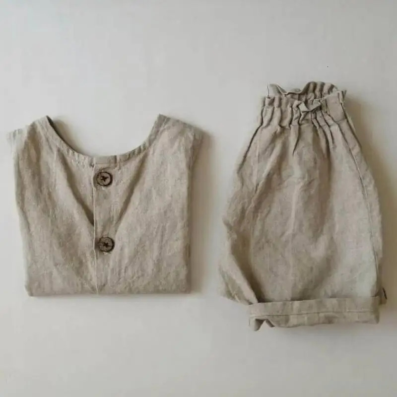Childrens casual set for boys summer simple solid sleeveless T-shirtloose full matching cotton linen shorts 2-piece set for girls clothes 250409