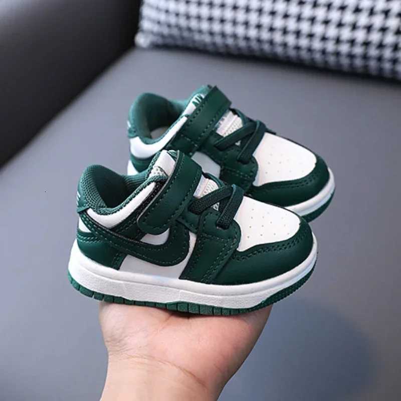 Toddler Baby Kids Fashion Design Walking Shoes Sneakers White Non-slip Casual Shoes Boys Girls Breathable Outdoor Board Shoes W251110