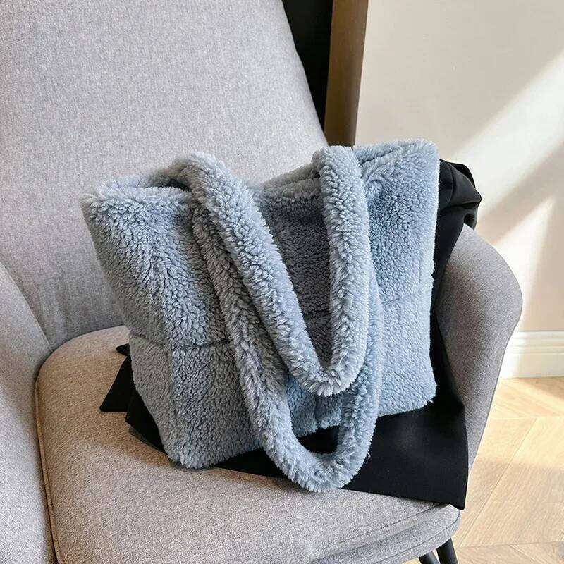 Faux Lamb Wool Casual Women's Shopping Tote Large Capacity Ladies Soft Plush Shoulder Bags Solid Color Female Furry Handbags