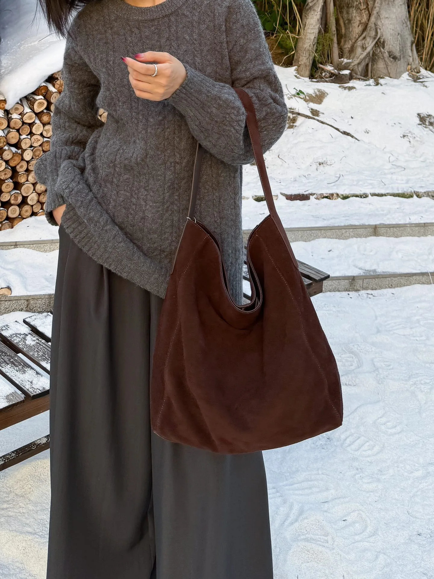 Customized for Individuals Large Capacity Winter Tote High Class Matte Suede Wool Women Handbag Coffee Kakhi Travel Shoulder Bag 251106