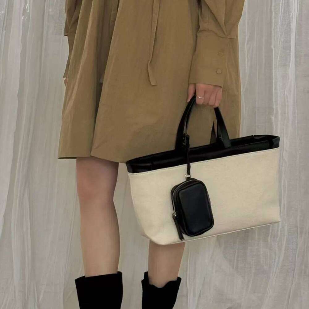 Canvas Splicing Head Layer Cowhide Tote New Niche Design Including Pendant Small Bag Casual Vintage Women's Handbag 251110