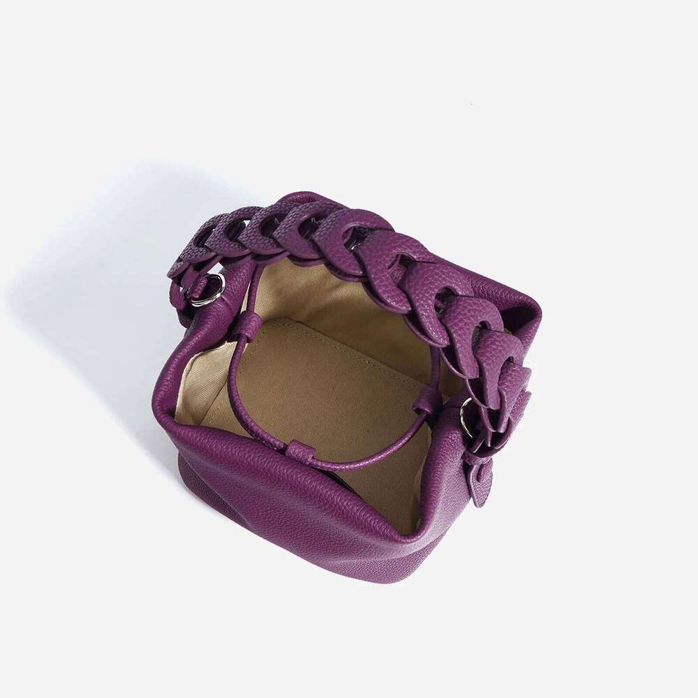 New Genuine Leather Bucket Spring Textured Commuting Versatile Shoulder Crossbody Elegant Handheld Bag St251110