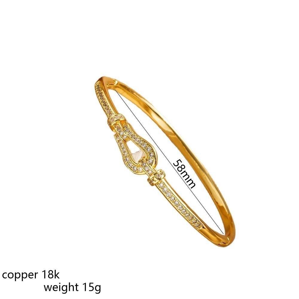 Elegant Light Luxury Equestrian-Inspired Jewelry - 18K Gold-Zircon Horse Shoe Charm