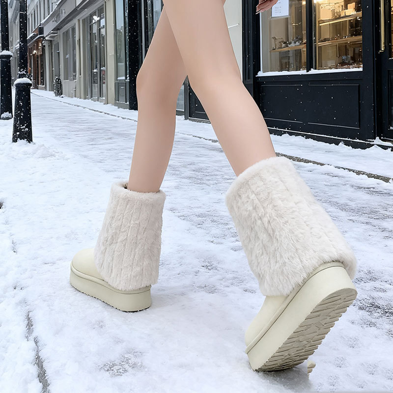New designer snow boots with winter wool lining, thickened fluffy cotton shoes, fashionable midsole boots