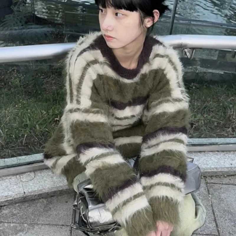 Fashion Pullovers Women Long Sleeve Ulzzang Striped Chic Young Korean Style Vintage Autumn Winter O-neck Soft Warm College High Street Y251110
