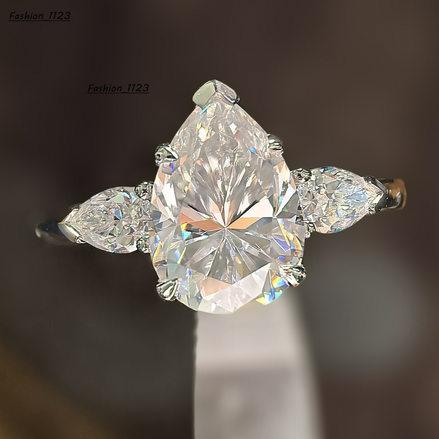 Wholesale Pear Cut 4ct VVS D All Moissanite Diamond Rings S925 Sterling Silver GRA Certified Moissanite Ring