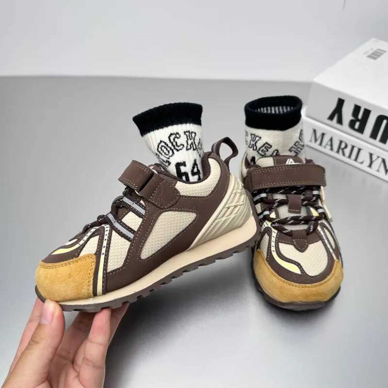 Childrens sports shoes 2025 autumn new item boys soft soled Forrest Gump shoes girls non slip casual dad shoes Size 26-37 T251110