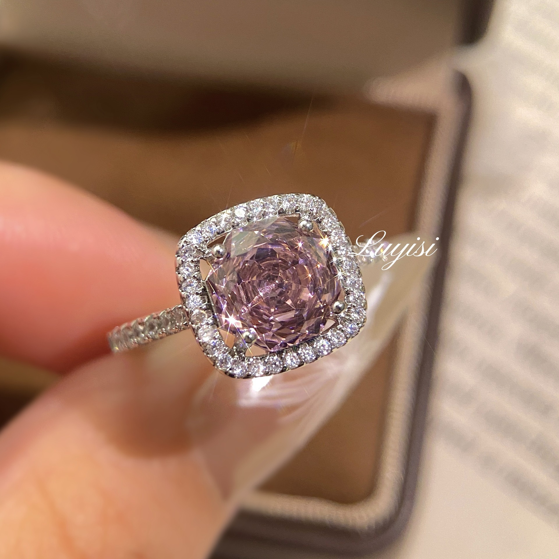 Hot Selling Popular Designer Ring Octagonal Millennium Rose Cut Fashion Ring Aquamarine Ring Light Luxury High-end Inlaid High Carbon Diamond Square R