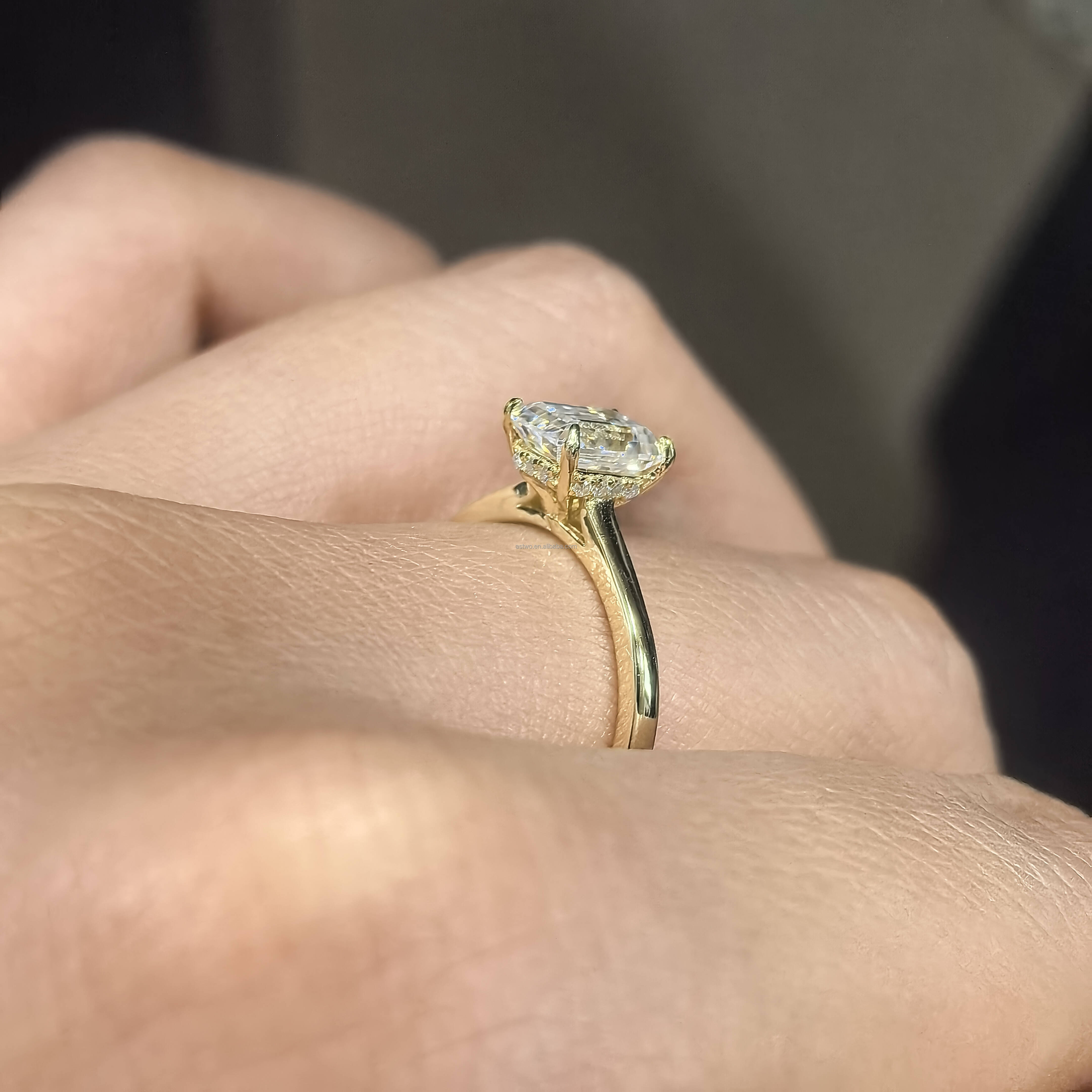 Real Gold Moissanite Ring 18K 14K Vvs Moissanite Diamond Engagement Ring Solid Gold Moissanite Ring