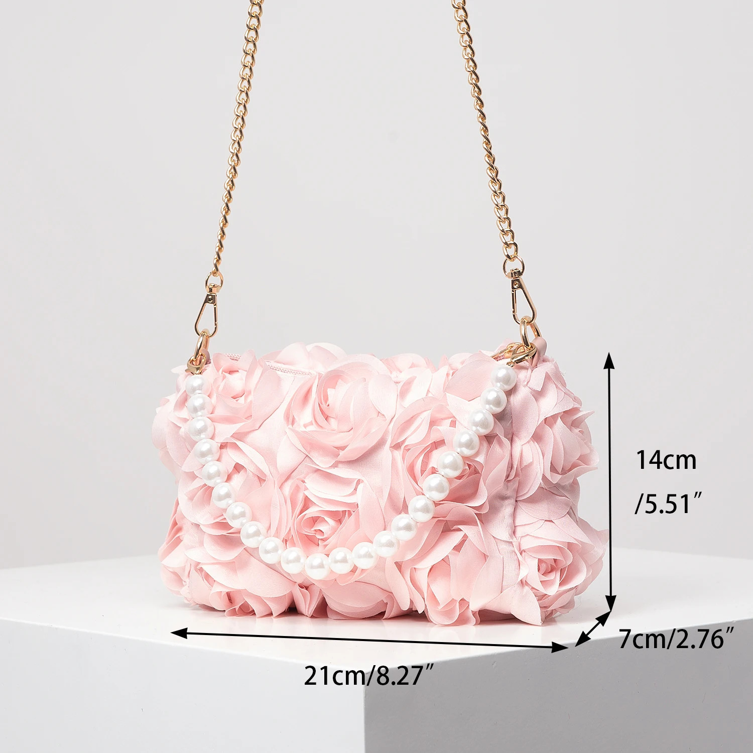 Elegant rose Flower dinner bag Faux pearl handbag metal chain crossbody bag bridal bag random pattern 250407
