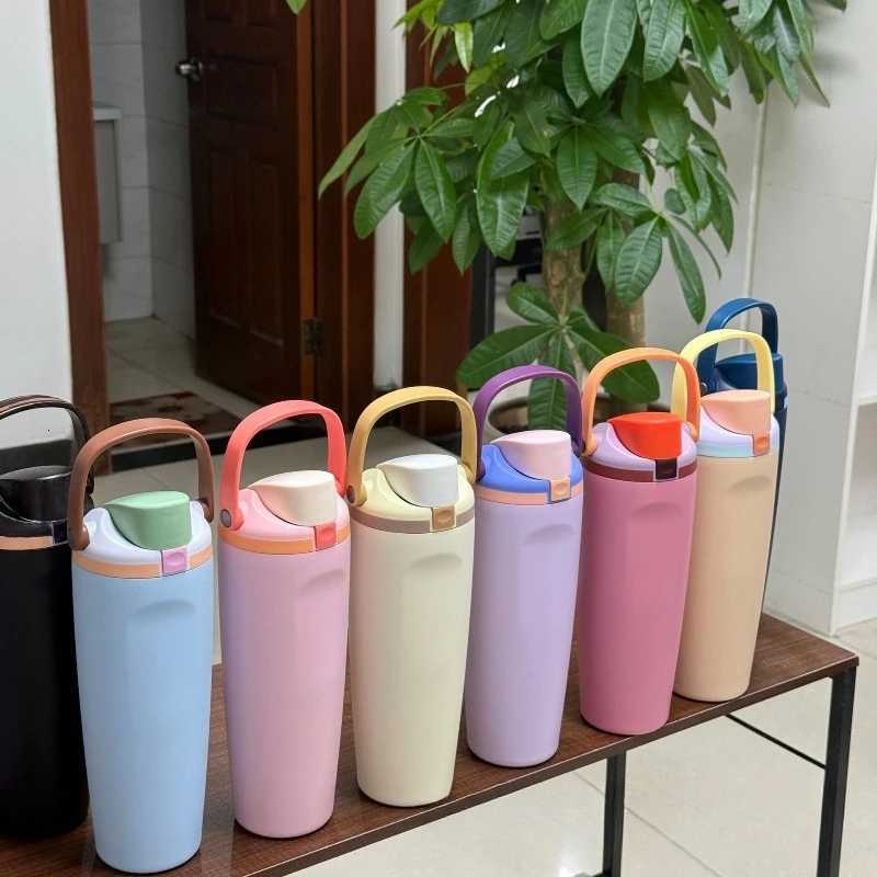 Fashionable cup Portable Car Cup 304 Stainless Steel Insated Cup Outdoor Cold Preservation Sports Water Bottle for Cold and Heat Preservation Y251110