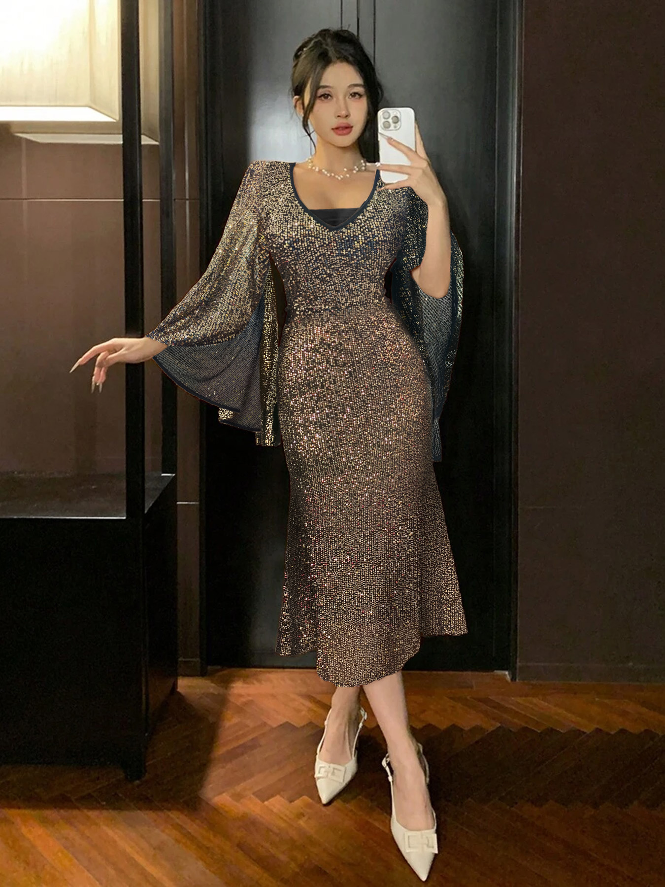 Women's Glamorous Sequin Evening Gown, Flared Sleeve Sweetheart Neck Mermaid Bodycon Dress---D329