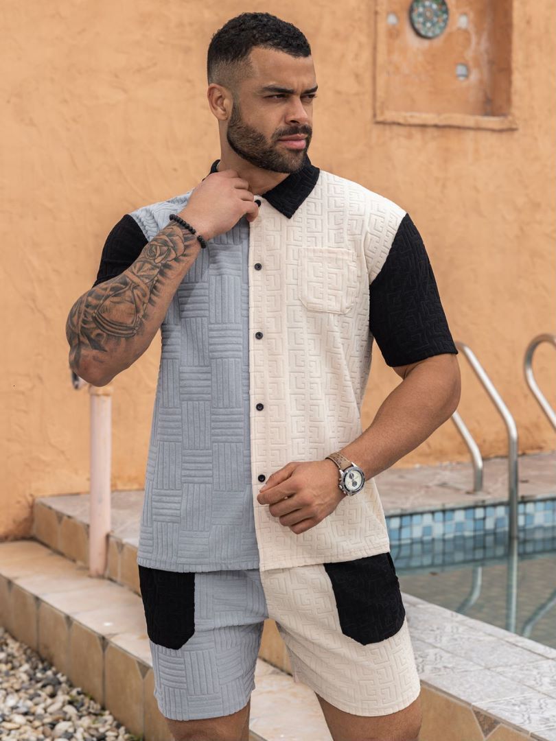 Tem 2025 Summer Mens Casual Sports Set Jacquard Knitted Shirt Mens Shorts Set Trendy