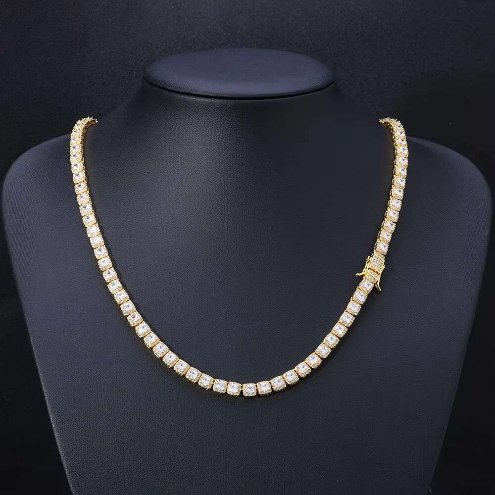 Moissanite Rock Sugar Chain All Diamond S925 Silver Necklace Mens High Fashion Accessory
