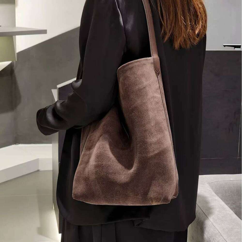 Vintage Women's Bag Suede Frosted Cowhide Bucket Tote Lazy Style Single Shoulder Handbag For Commuting Retro Fashion Work Purse St251110