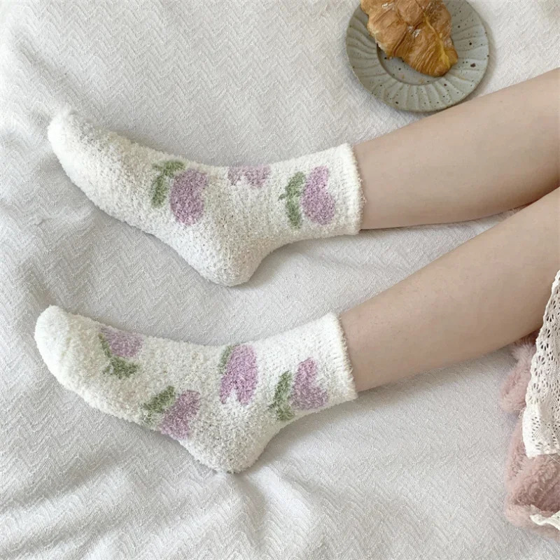 Japanese Kawaii Cute Socks Autumn Winter Thicken Warm Soft Plush Women Socks Coral Fleece Thermal Homewear Floor Sleeping Socks 251106