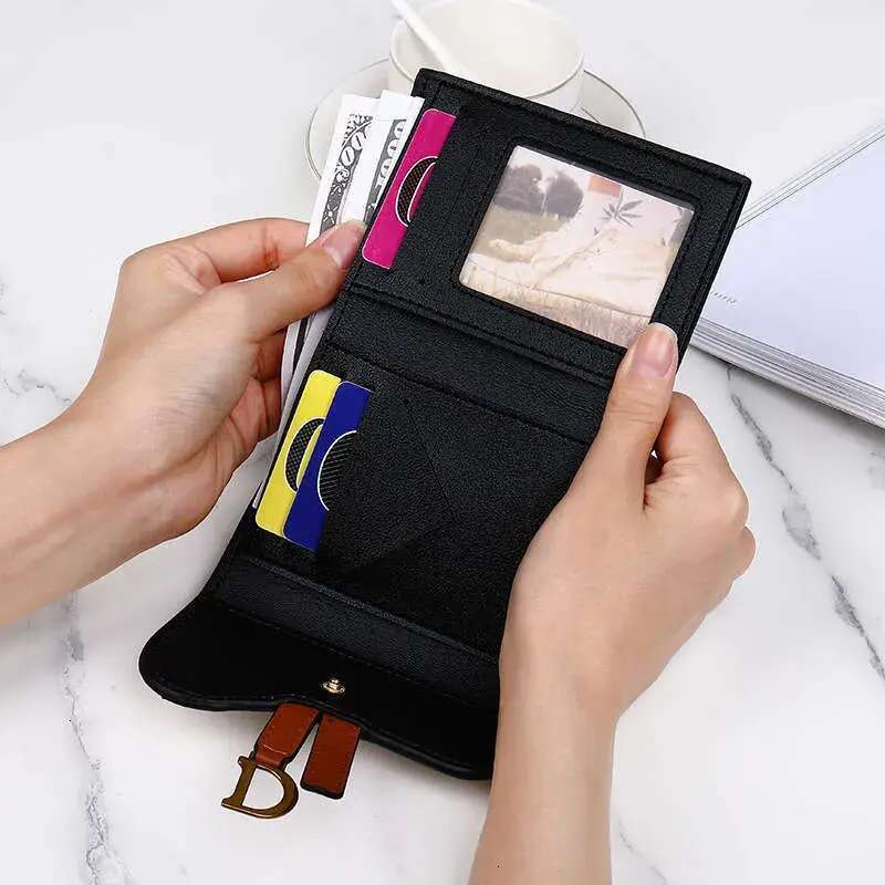 Wallet Women's Long, Large Capacity D Buckle, Card, Multi function, Three Fold Handbag dh5367226