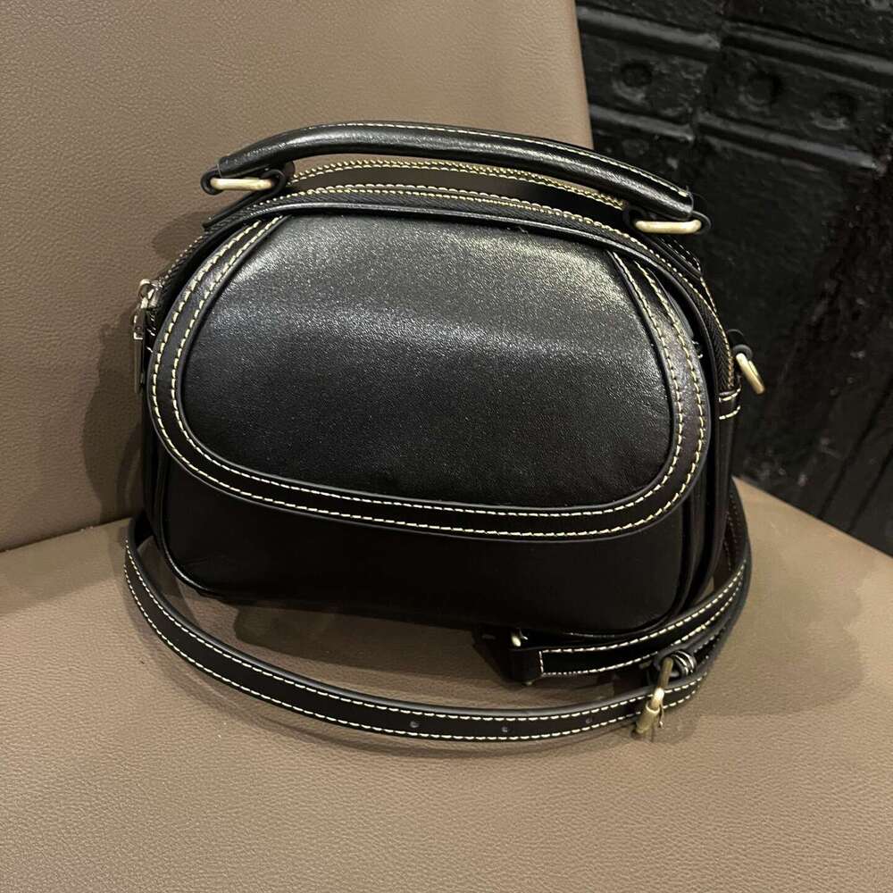 Top Layer Cowhide Single Shoulder Crossbody New Vintage Handbag For Women Fashionable Versatile Simple Small Round Bag High Quality
