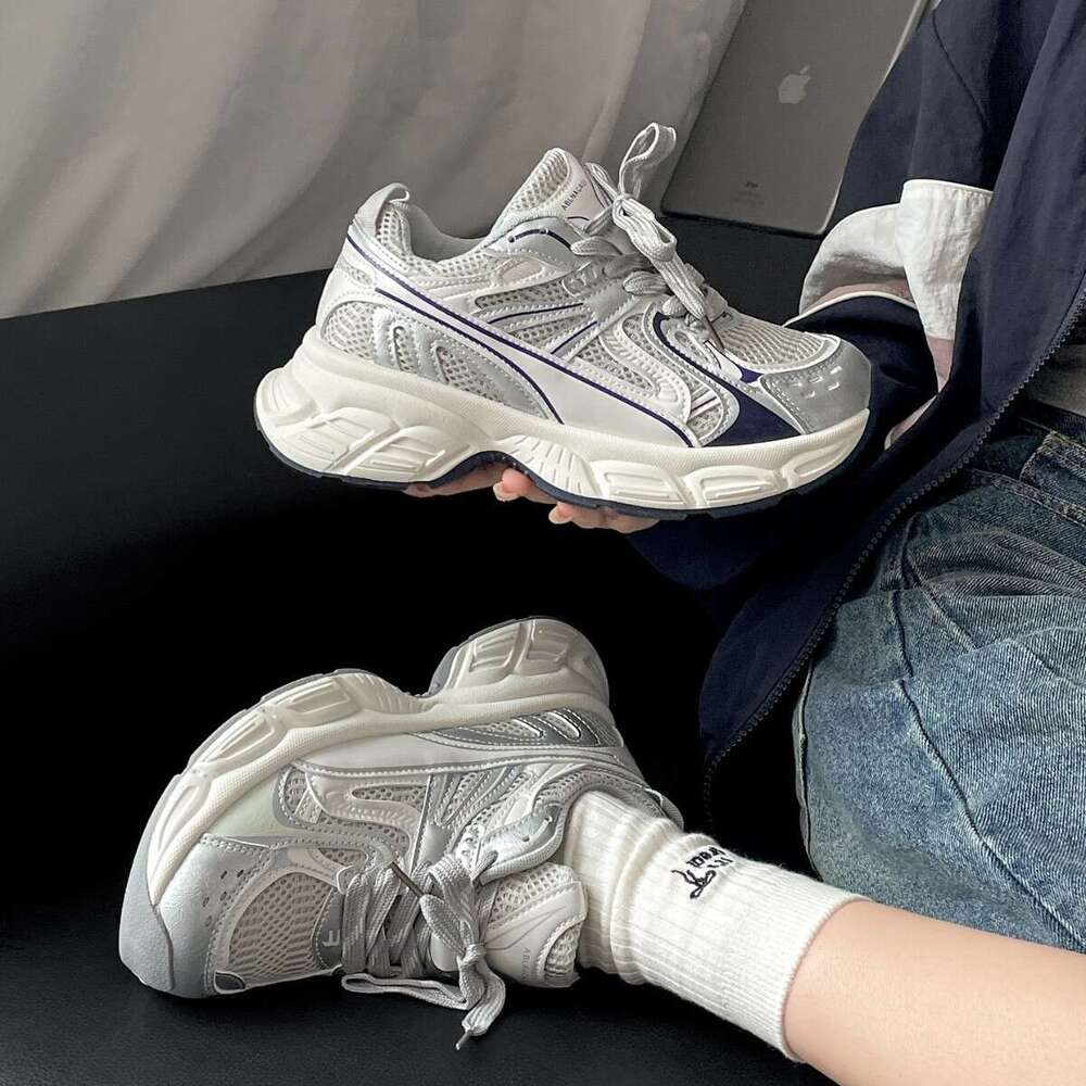 Queen Style Hot Retro Height-Increasing Thick-Soled 2025 New Soft-Soled Versatile Sports Shoes
