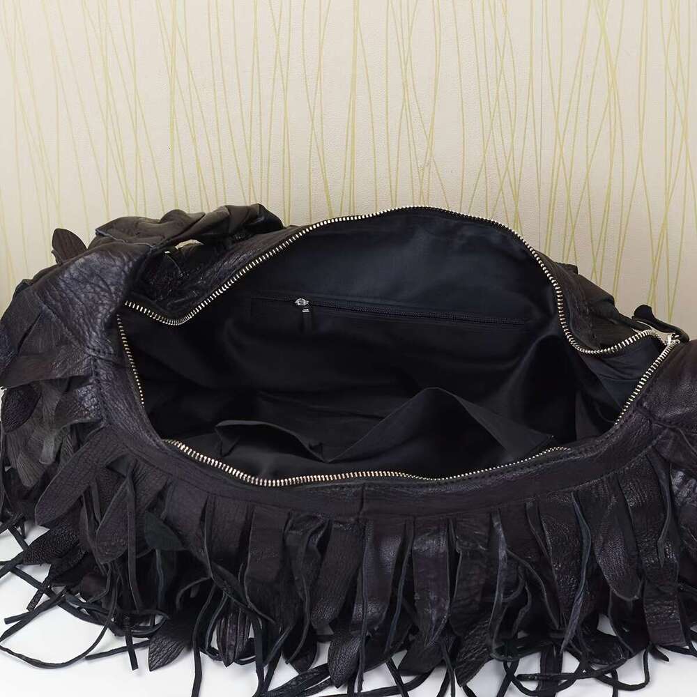 Cross Border Hot Selling Manufacturers Spot Leather Ladies Black Striped Tassels Personality Hobo Shoulder Sheepskin Women Bag
