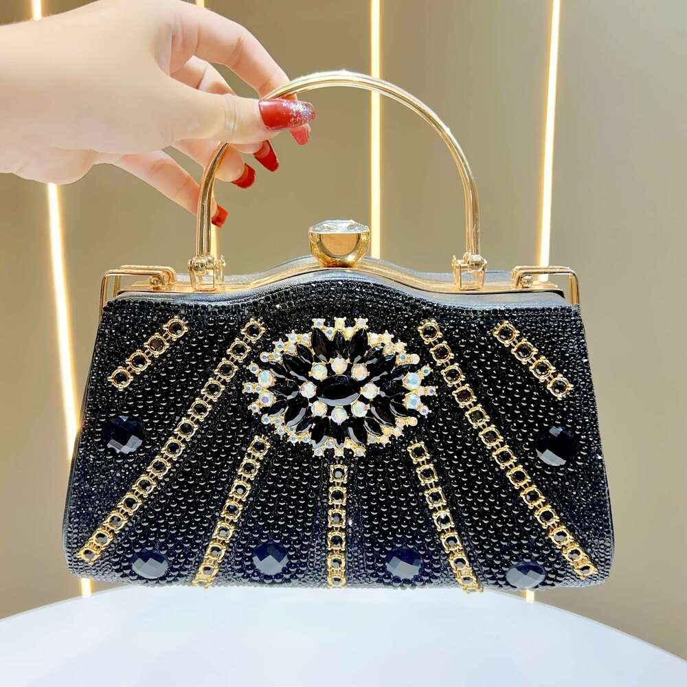 Fashion versatile evening bag, exquisite handbag, crossbody bag with rhinestones, suitable daily parties, gatherings, outings, weddings, can be used a