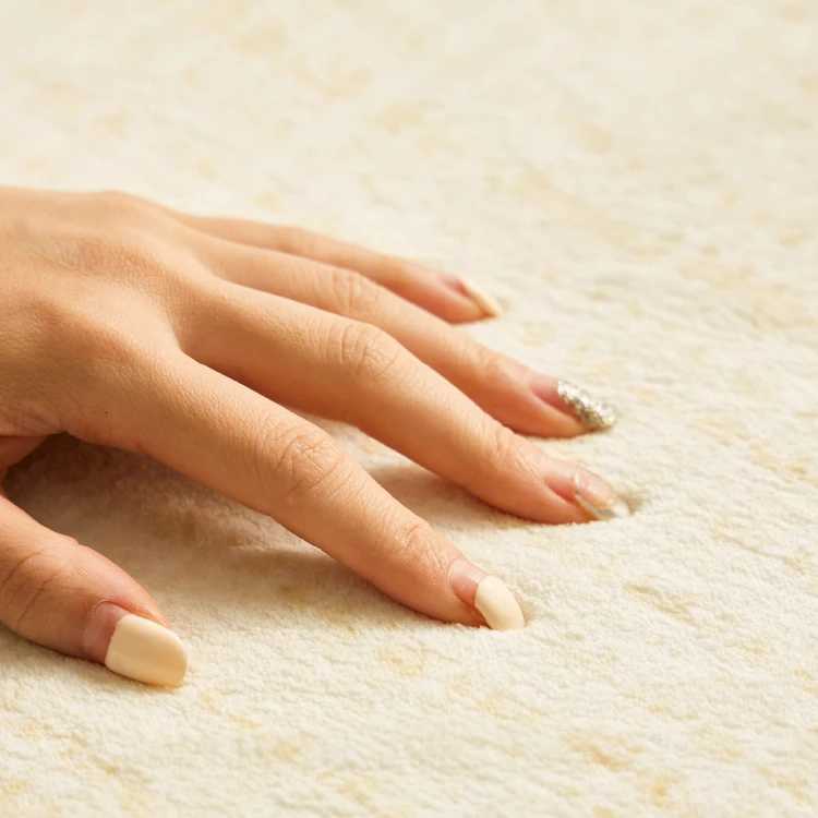 Modern Abstract Bedroom Decor Art Carpet Fluffy Soft Children Mat Thick Washable Lounge Rug Nordic Style Carpets for Living Room Y251110