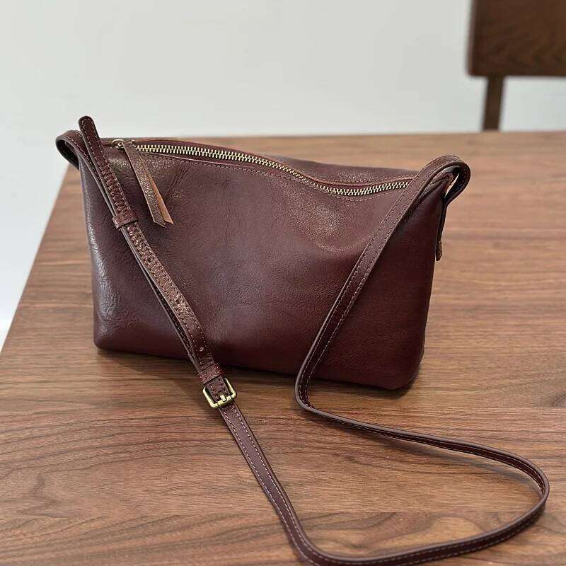 2025 Genuine Leather Versatile Small Top Layer Cowhide Crossbody Lightweight Dumpling Bag, Shoulder Bag