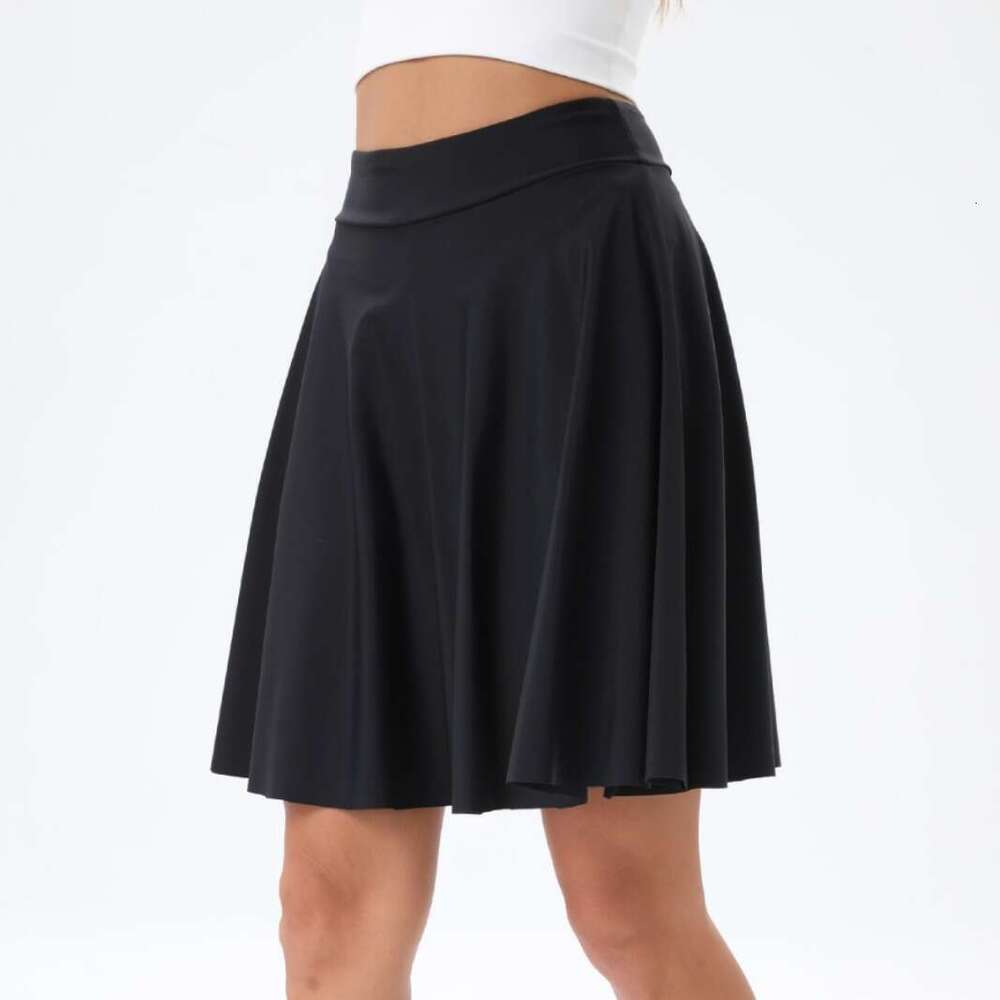 Hot European American women's swimsuits, beach skirts, built-in swim trunks, 2025 new casual and versatile fashionable clothing
