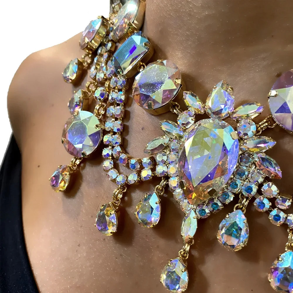 Exaggerated Water Drop Shape Statement Choker Necklaces Women Geometry Crystal Necklace for Party Jewelry Accessories 250409