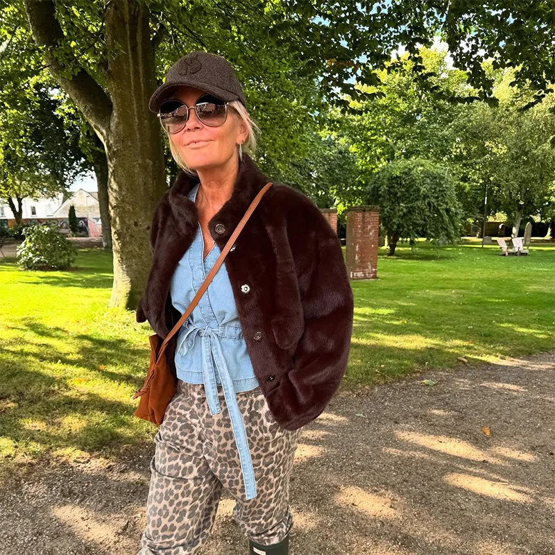 Solid Women Chic Faux Fur Short Jacket Casual Single Breasted Stand Collar Loose Warm Jackets Lady Winter Daily High Street Coat 251110