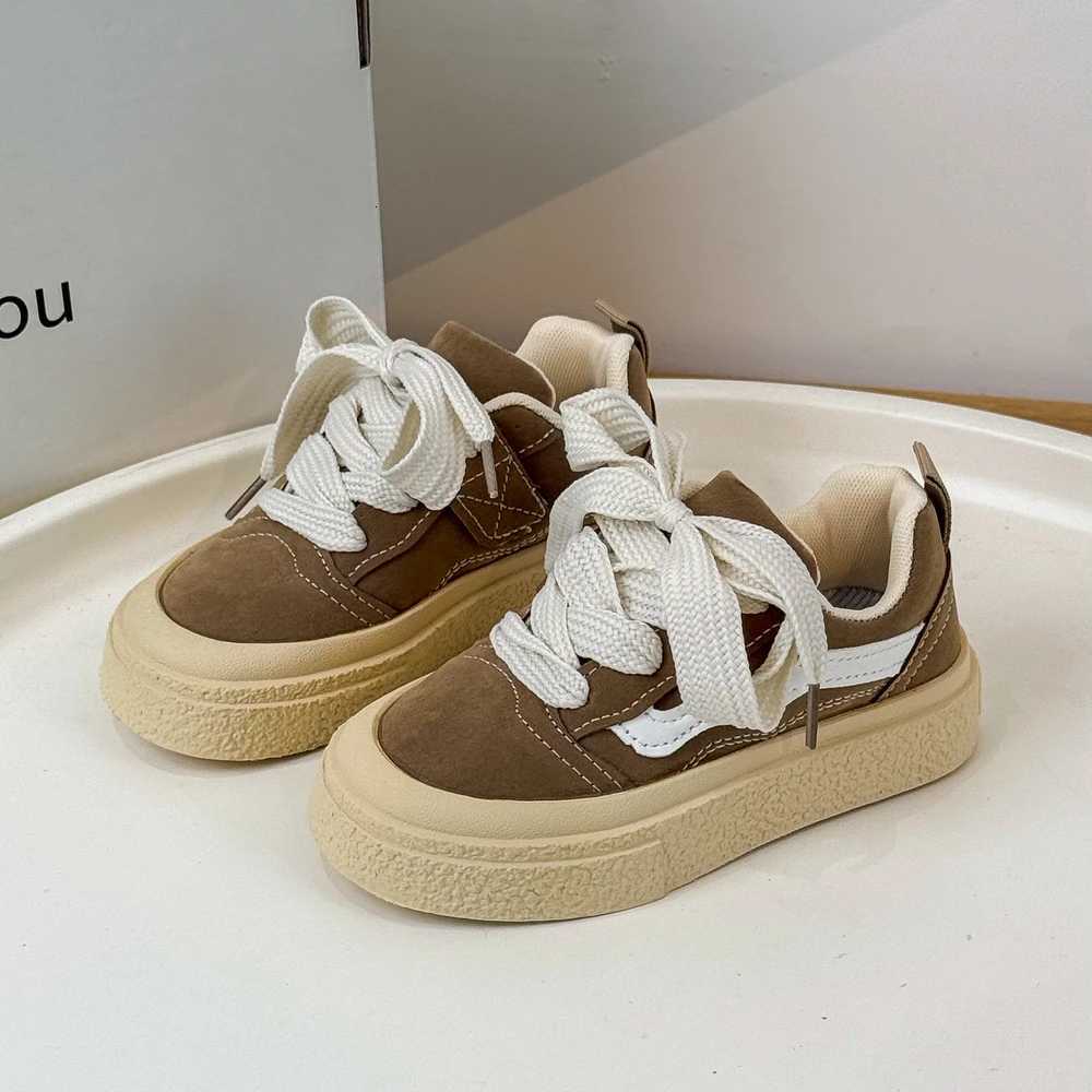 2025 Boys And Girls Canvas Shoes Childrens School Performance Shoes Fashion Children Biscuit Bottom Breathable Kids Shoe W251110