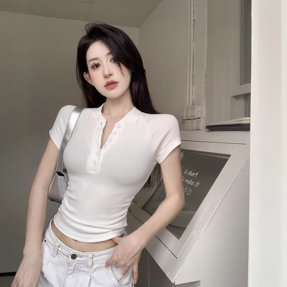 2025S Designer Women S T Shirt Summer New American Button Half Open Collar Sleeved T Shirt For Women Slim Fit Folded Short Bottom Shirt Trendy