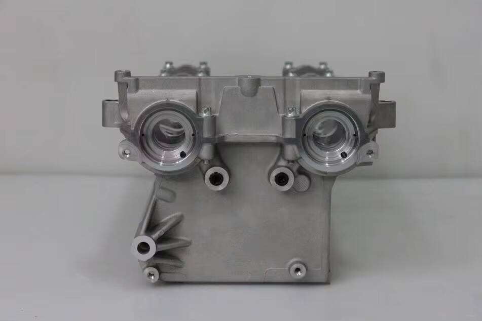 55568363 55571690 Auto Engine Parts F18D4 Empty Cylinder Head for Chevrolet Cruze 1.8L