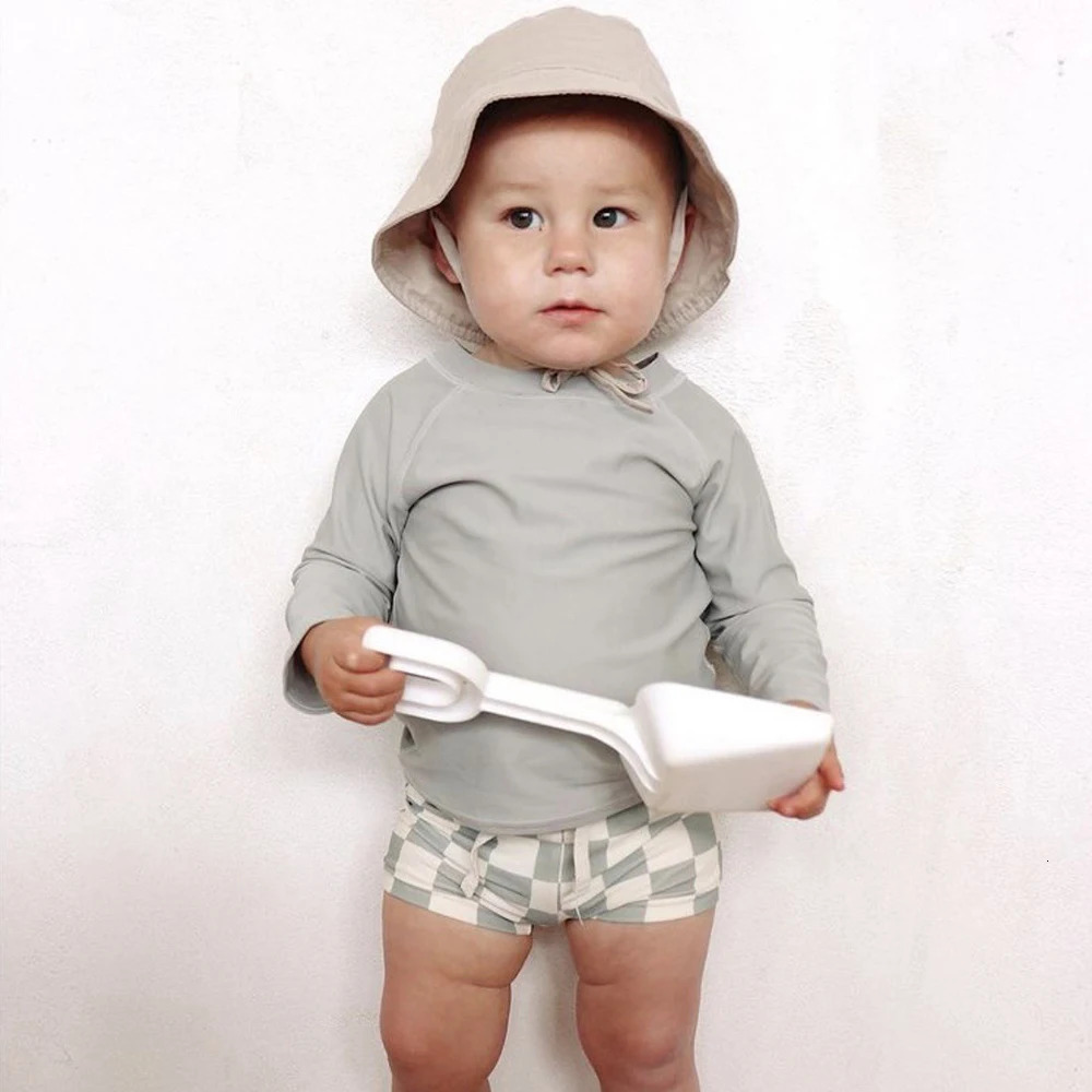 Summer Childrens Swimsuit Sun Protection Resort Beach Long Sleeve Top with Hat Childrens Surfing Swimsuit 1-7T 250403