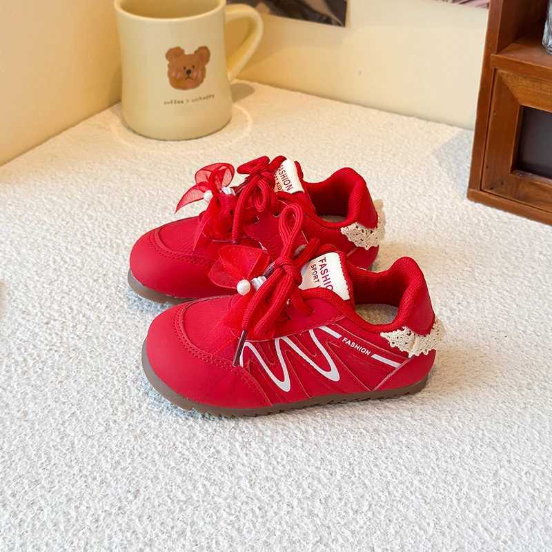 Childrens leisure sports shoes running shoes 2025 autumn new fashionable bow tie boys and girls soft childrens sports shoesT251110