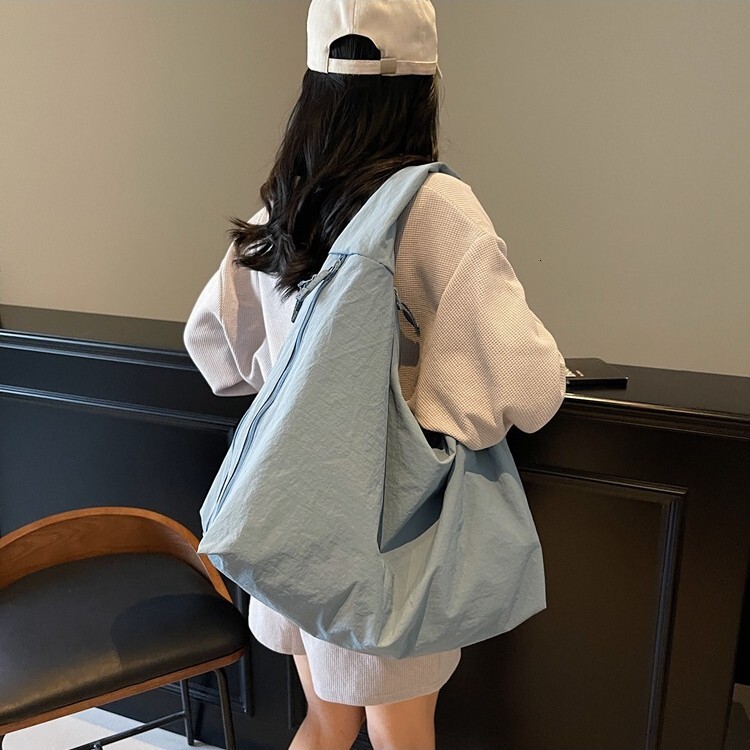 Nylon Tote Large Capacity Trendy Lazy Style Casual Shoulder Korean Version Daily Simple Commuter Bag Versatile