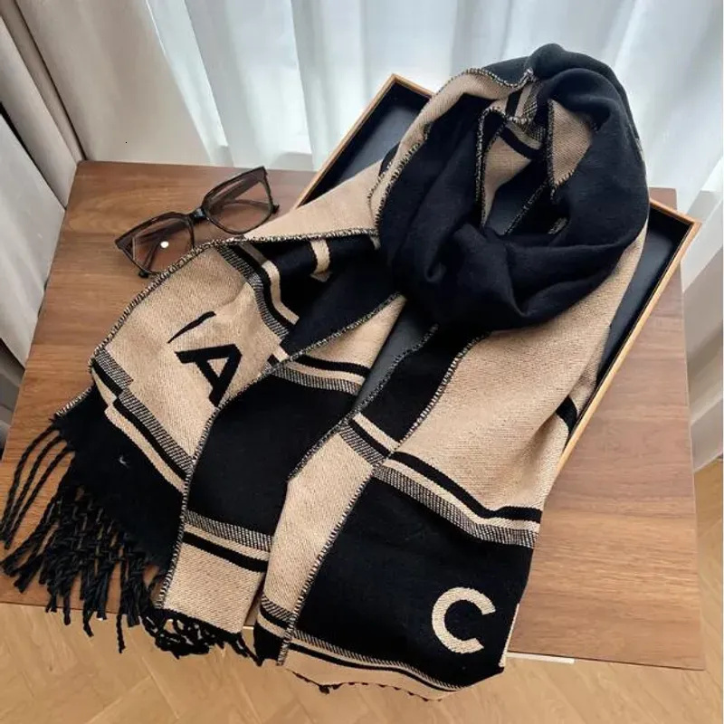 luxury designer wool scarf unisex warm fashion top quality chanels cc channels Autumn Winter soft comfortable and versatile