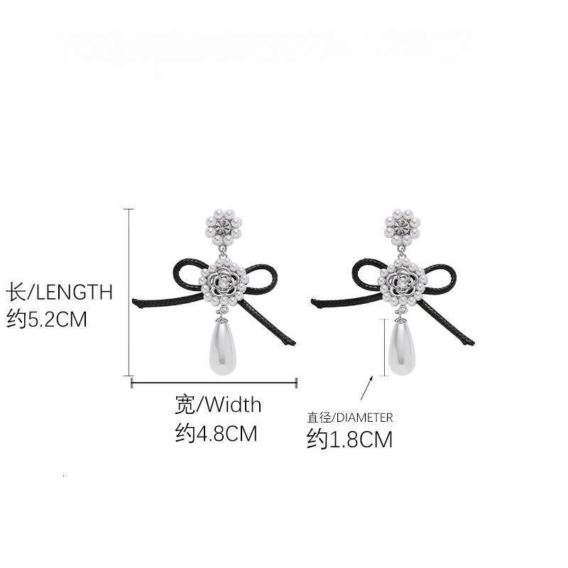 Butterfly Knot Pearl for Women Simple Fashion High-end Niche Minimalist Style Light Luxury Personality Earrings Wholesale