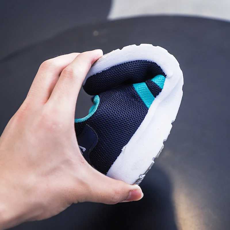 Kids Fashion Sneakers Boys Girls Tennis Shoes Mesh Breathable Running Shoes Lightweight Outdoor Childrens Sports Walking ShoesT251110